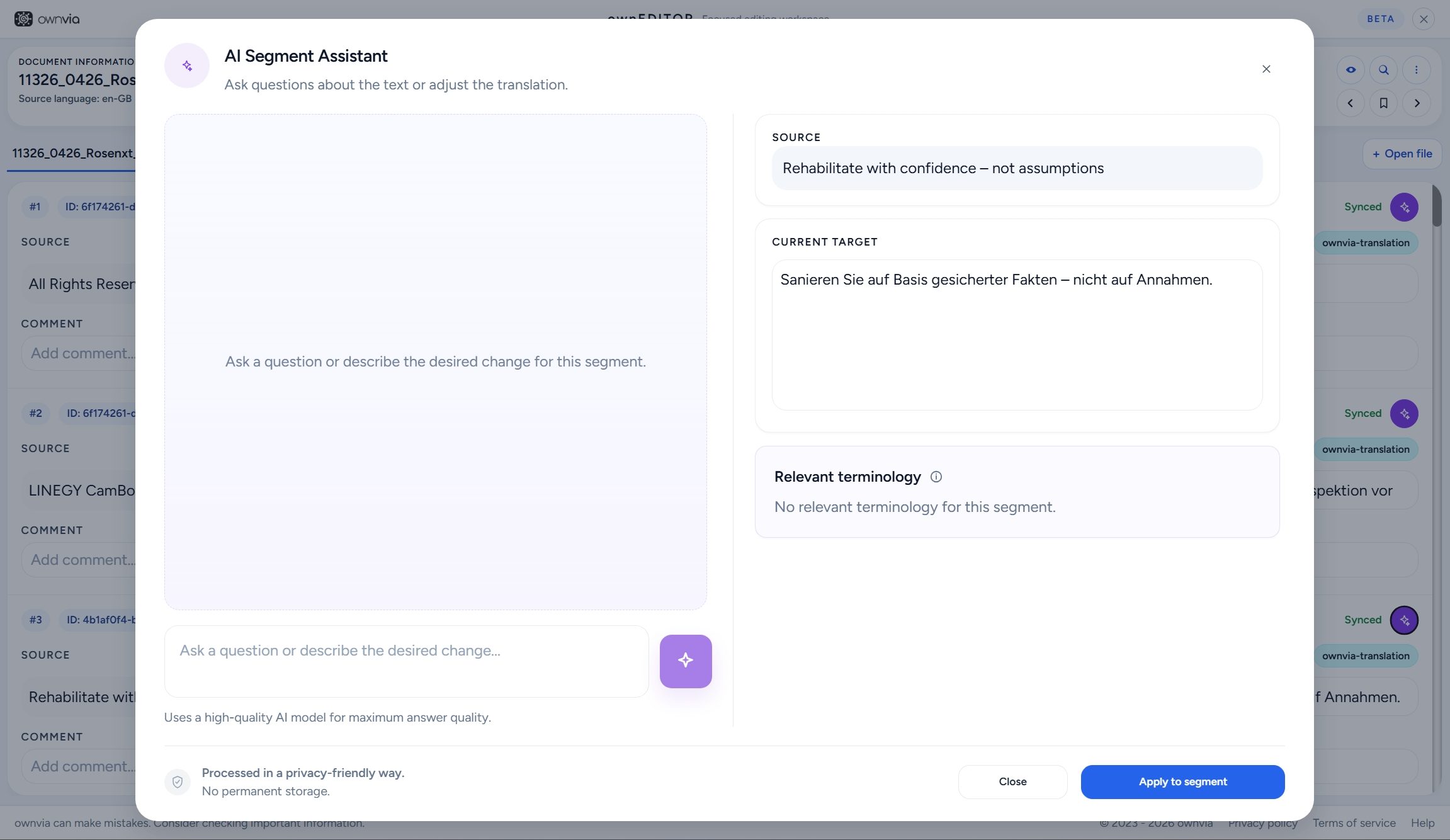 Screenshot des ownvia Übersetzungseditors mit geöffnetem Fenster „AI Segment Assistant“, einem englischen Ausgangstext, einer deutschen Zielübersetzung und dem Hinweis, dass für dieses Segment keine relevante Terminologie vorhanden ist.